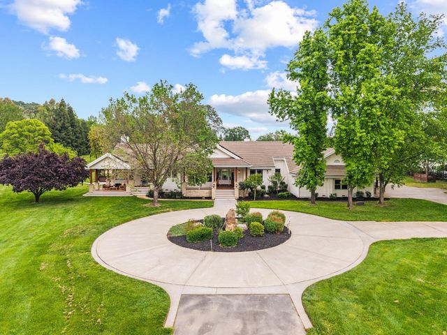 8315 Horseshoe Bar Rd, Loomis, CA 95650