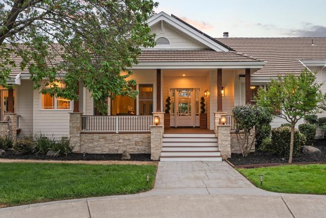 8315 Horseshoe Bar Rd, Loomis, CA 95650