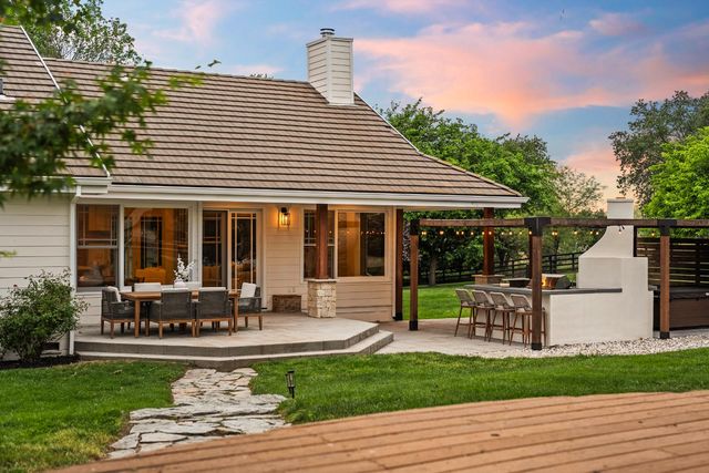 8315 Horseshoe Bar Rd, Loomis, CA 95650