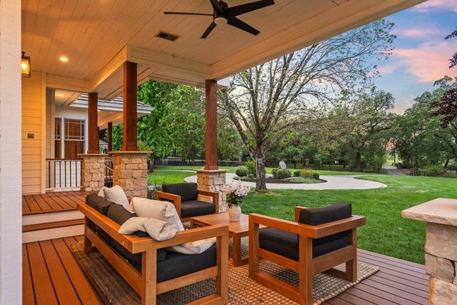 8315 Horseshoe Bar Rd, Loomis, CA 95650