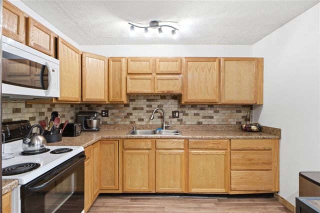 907 Marcia Drive, Trenton, OH 45067