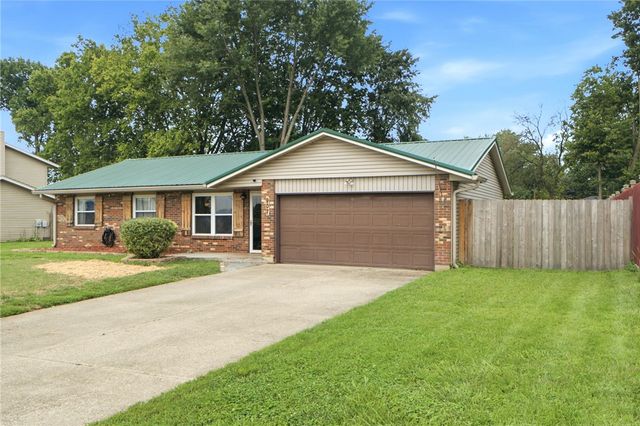907 Marcia Drive, Trenton, OH 45067