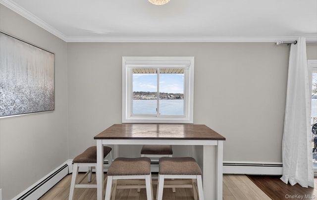 1 Toms Point Lane 17G, Port Washington, NY 11050