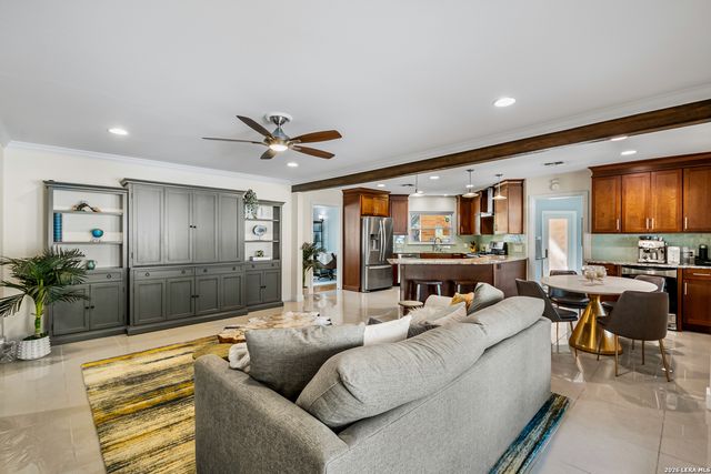 203 LARAMIE DR, San Antonio, TX 78209