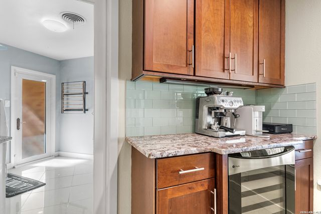 203 LARAMIE DR, San Antonio, TX 78209