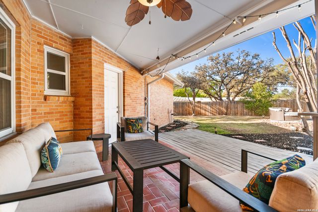 203 LARAMIE DR, San Antonio, TX 78209