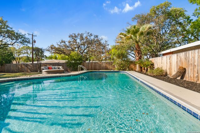 203 LARAMIE DR, San Antonio, TX 78209