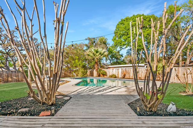 203 LARAMIE DR, San Antonio, TX 78209