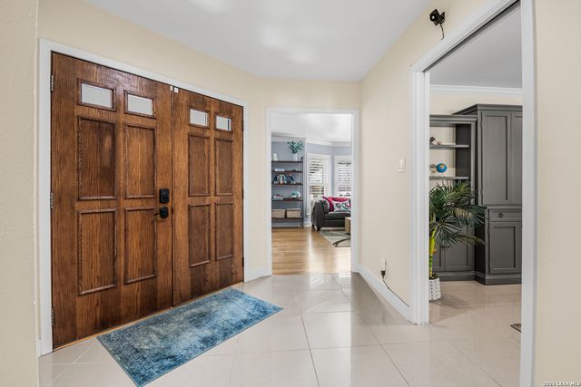 203 LARAMIE DR, San Antonio, TX 78209