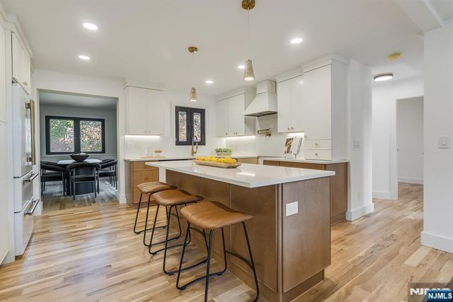 17-19 Berdan Avenue, Fair Lawn, NJ 07410