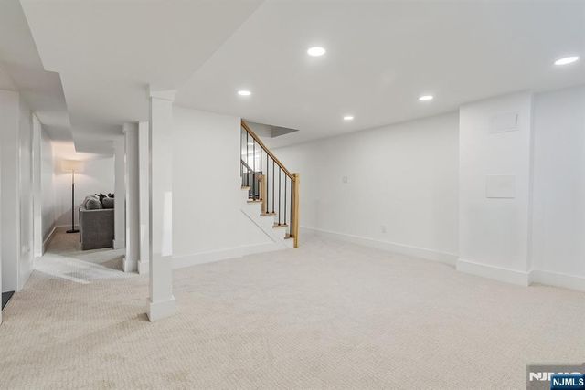 17-19 Berdan Avenue, Fair Lawn, NJ 07410