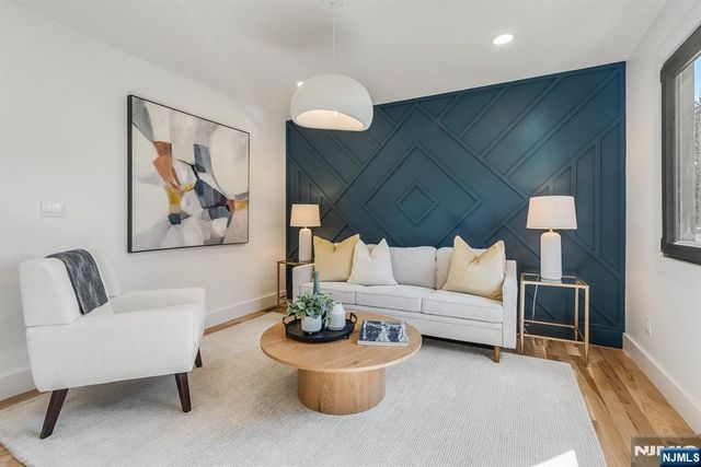 17-19 Berdan Avenue, Fair Lawn, NJ 07410