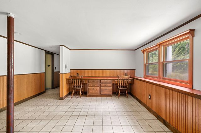 12 Woodcrest Drive, Hudson, NH 03051