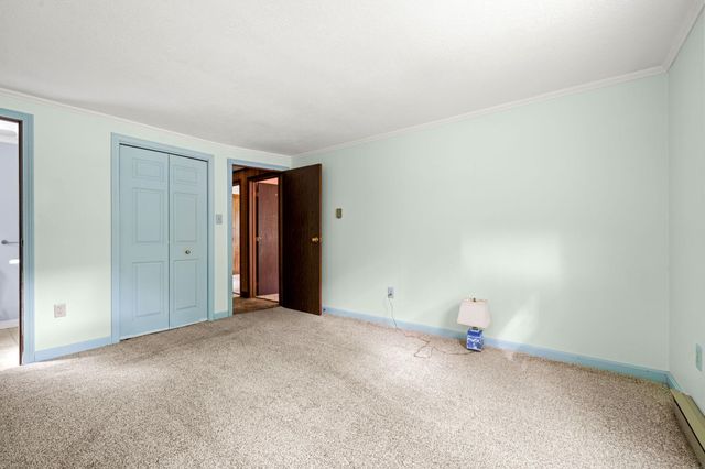 12 Woodcrest Drive, Hudson, NH 03051