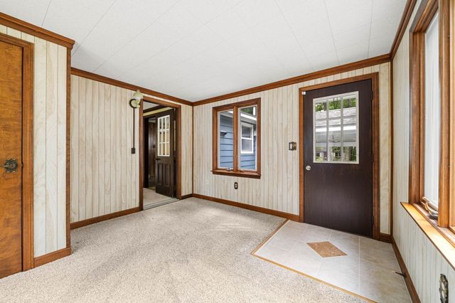 12 Woodcrest Drive, Hudson, NH 03051