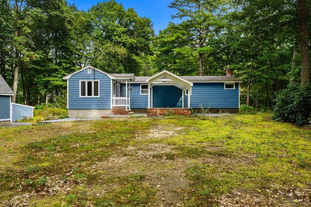 12 Woodcrest Drive, Hudson, NH 03051