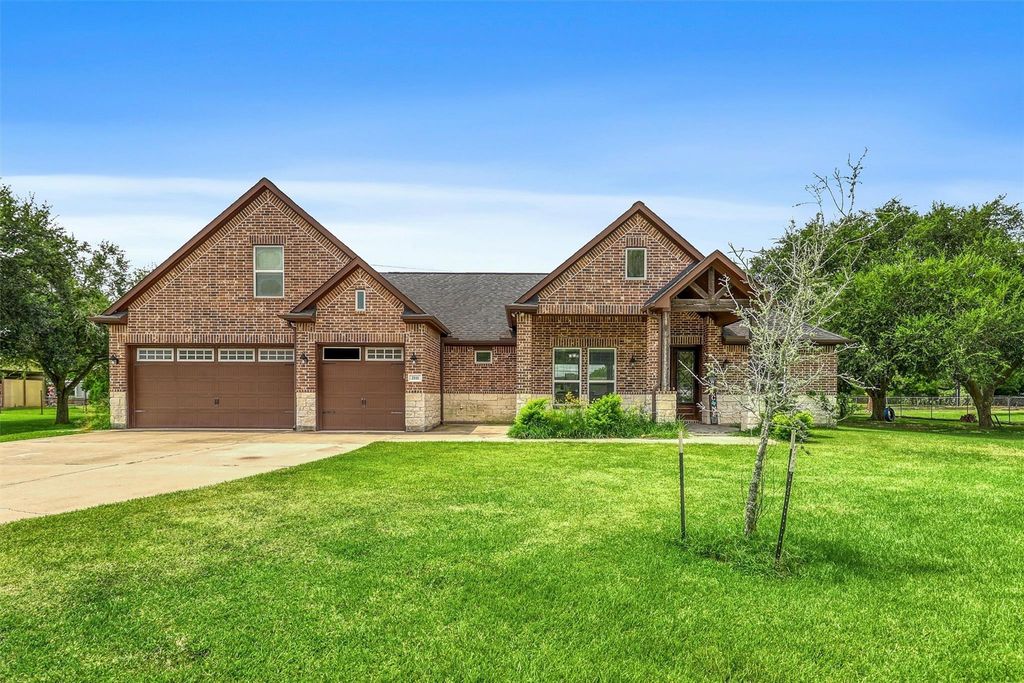 2111 Geronimo Lane, Rosenberg, TX 77471
