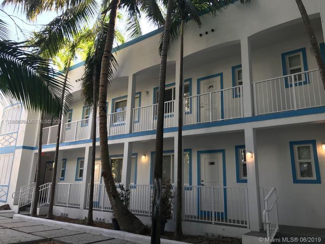 245 NE 33rd St 104, Miami, FL 33137