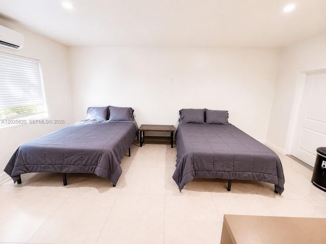 245 NE 33rd St 104, Miami, FL 33137