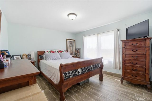 12601 Nandina, Phelan, CA 92371