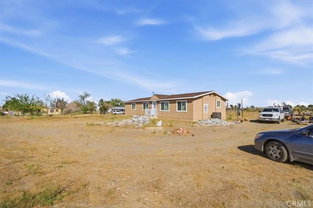 12601 Nandina, Phelan, CA 92371