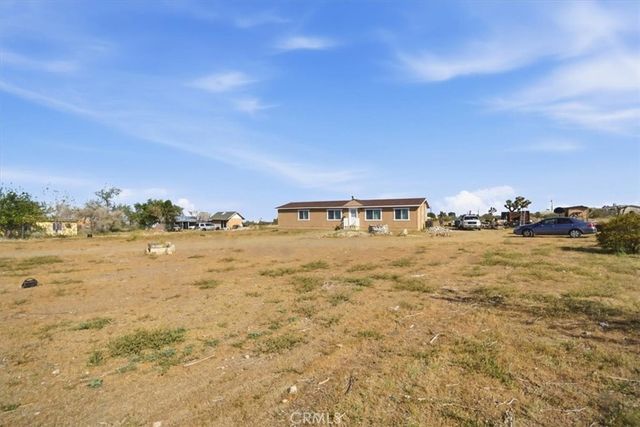 12601 Nandina, Phelan, CA 92371