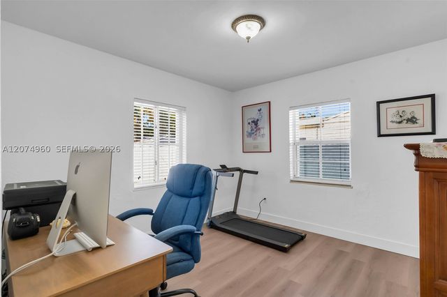 6387 SW 42nd St, South Miami, FL 33155