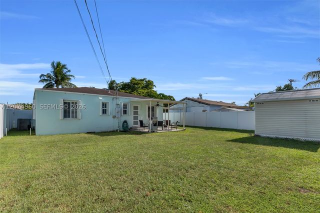 6387 SW 42nd St, South Miami, FL 33155