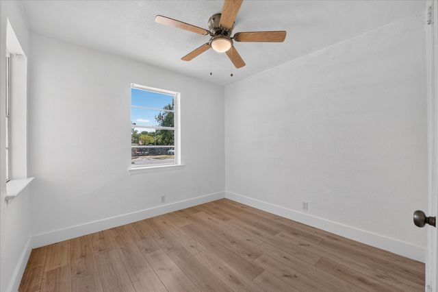 2335 Loyce Drive, Mesquite, TX 75149