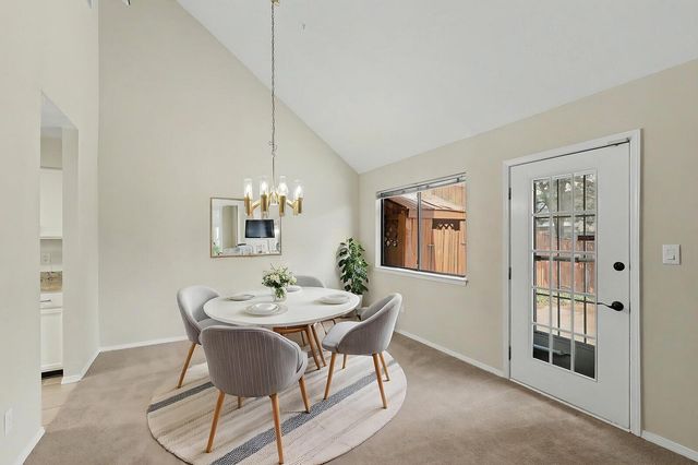 6016 Whisperwood Court NE, Albuquerque, NM 87109