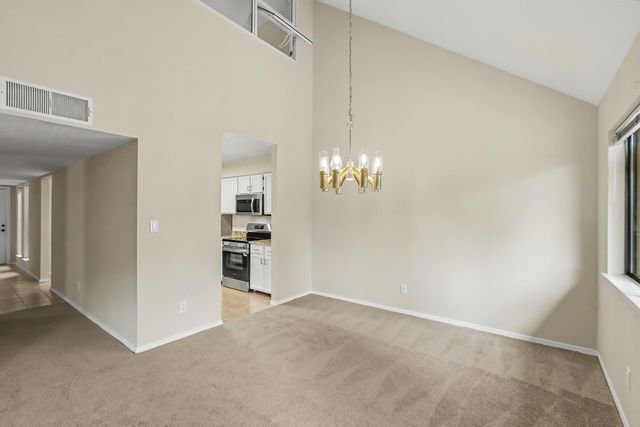 6016 Whisperwood Court NE, Albuquerque, NM 87109