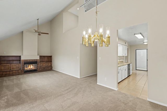 6016 Whisperwood Court NE, Albuquerque, NM 87109
