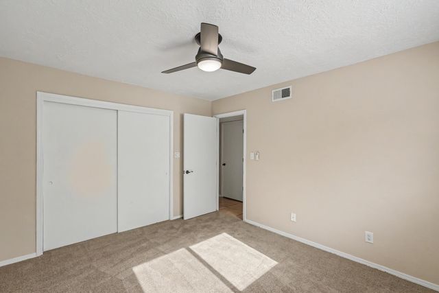 6016 Whisperwood Court NE, Albuquerque, NM 87109