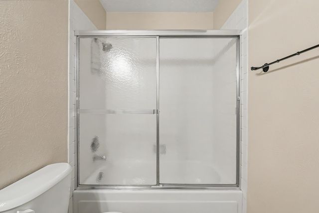6016 Whisperwood Court NE, Albuquerque, NM 87109