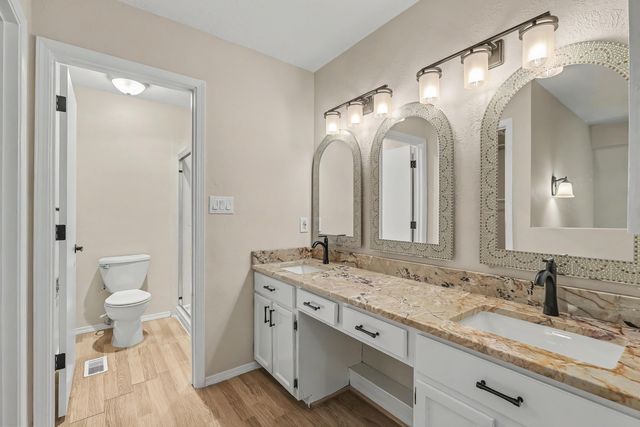 6016 Whisperwood Court NE, Albuquerque, NM 87109