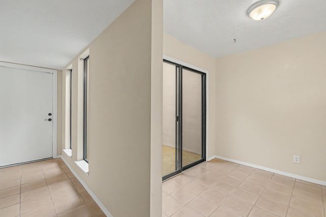 6016 Whisperwood Court NE, Albuquerque, NM 87109