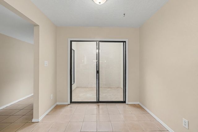 6016 Whisperwood Court NE, Albuquerque, NM 87109