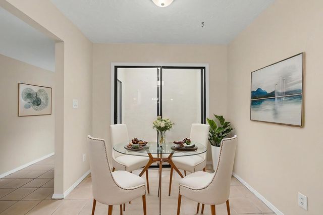 6016 Whisperwood Court NE, Albuquerque, NM 87109