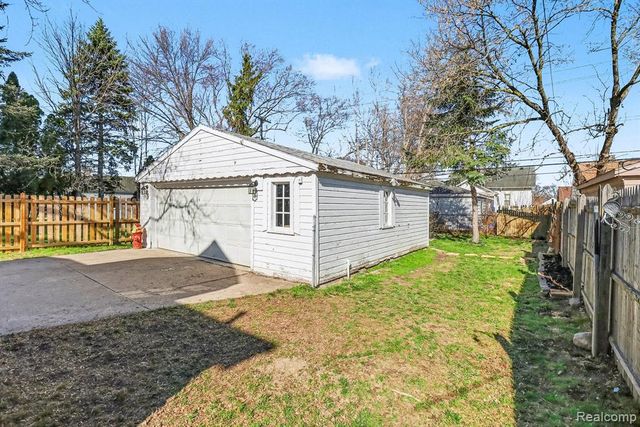 22028 Donald Avenue, Eastpointe, MI 48021