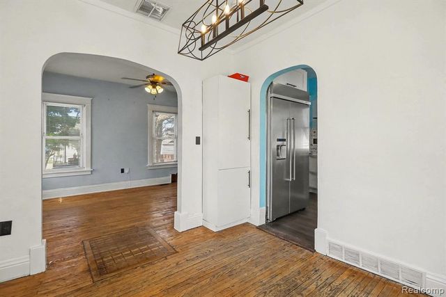 22028 Donald Avenue, Eastpointe, MI 48021