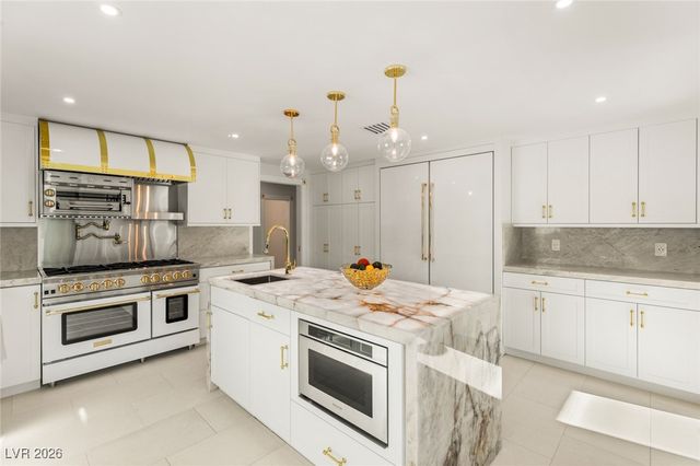 5950 Winding Canyon Drive, Las Vegas, NV 89120