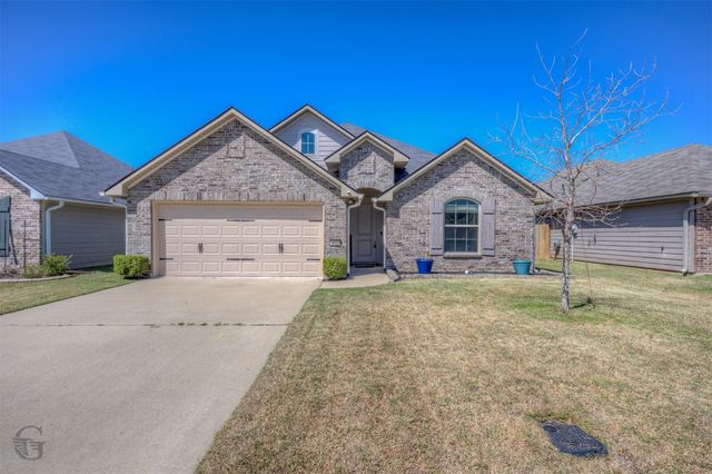 4012 False River Drive, Bossier City, LA 71111