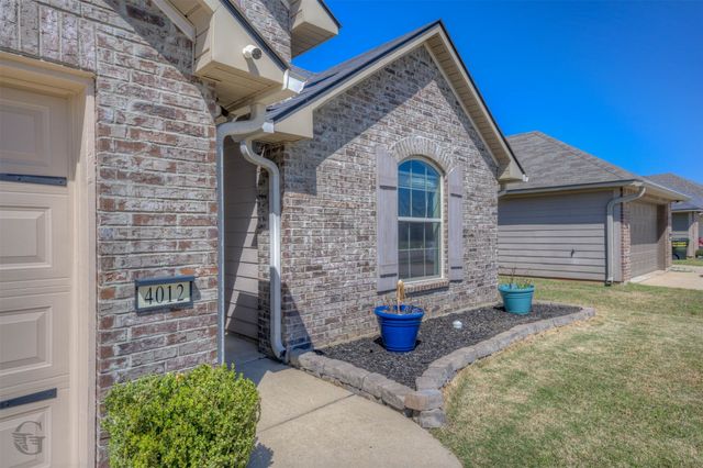 4012 False River Drive, Bossier City, LA 71111