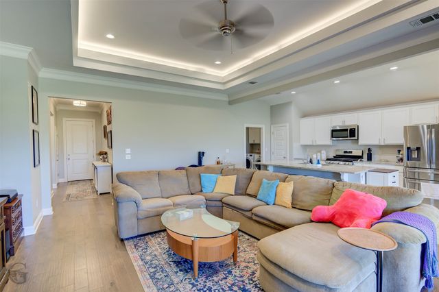 4012 False River Drive, Bossier City, LA 71111