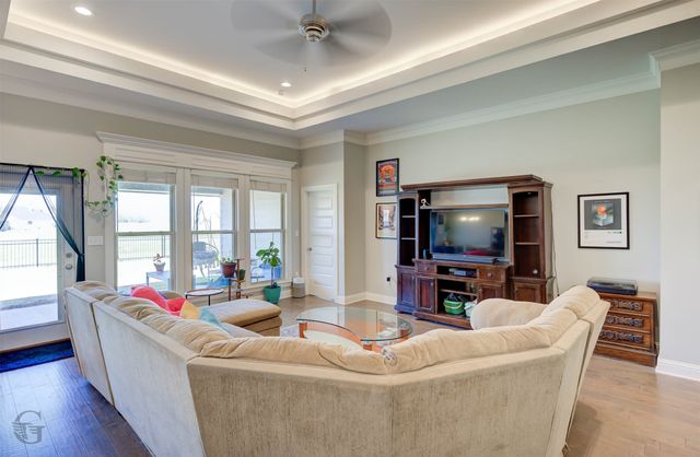 4012 False River Drive, Bossier City, LA 71111