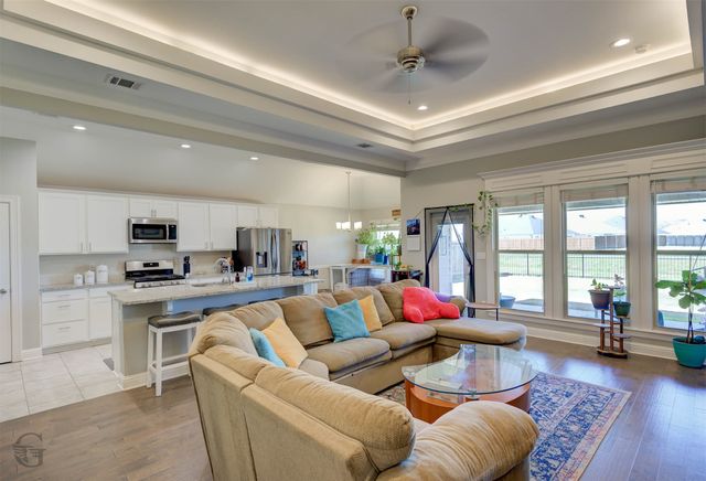 4012 False River Drive, Bossier City, LA 71111