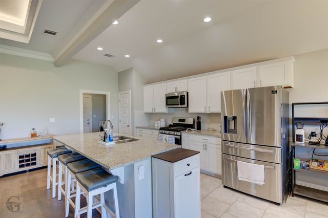 4012 False River Drive, Bossier City, LA 71111