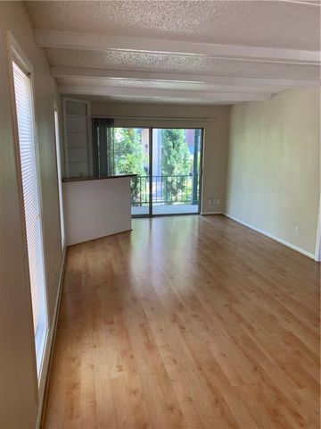 1725 Toomey RD 107, Austin, TX 78704