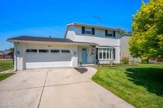 403 Park Lane, Walbridge, OH 43465