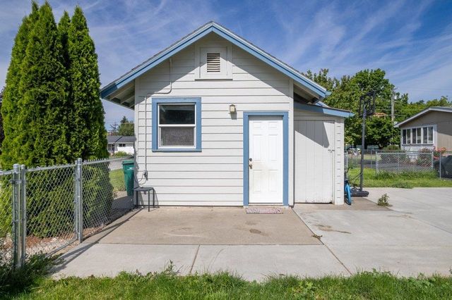 824 N MAMER AVE Ave, Spokane Valley, WA 99216